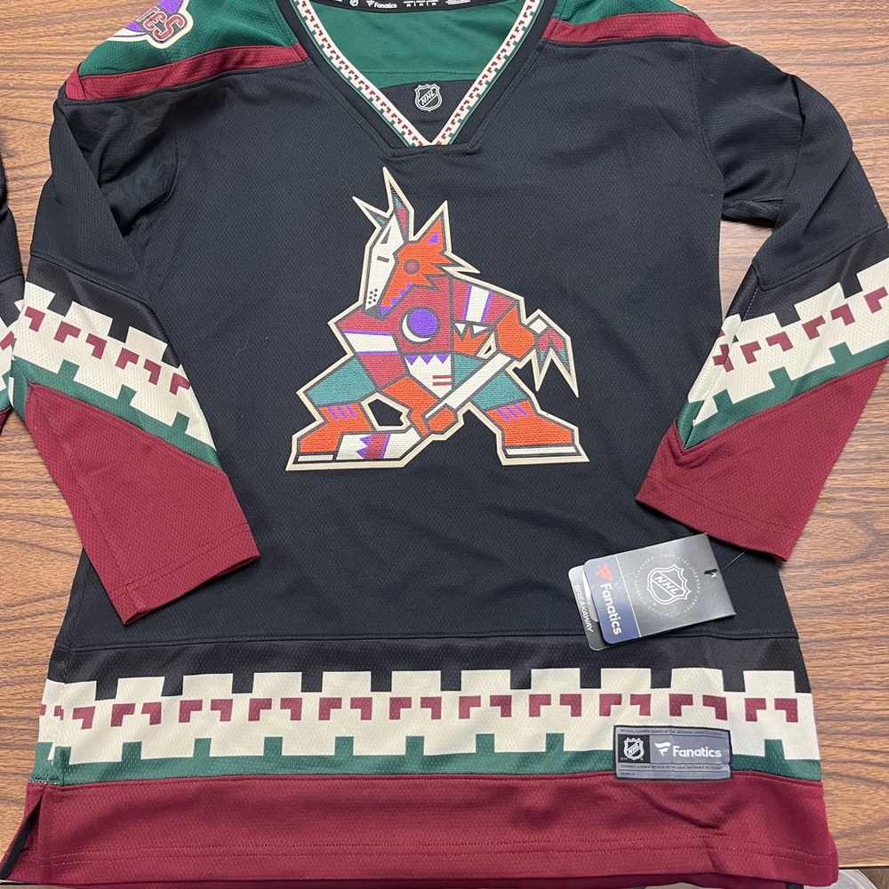 Arizona Coyotes Jersey